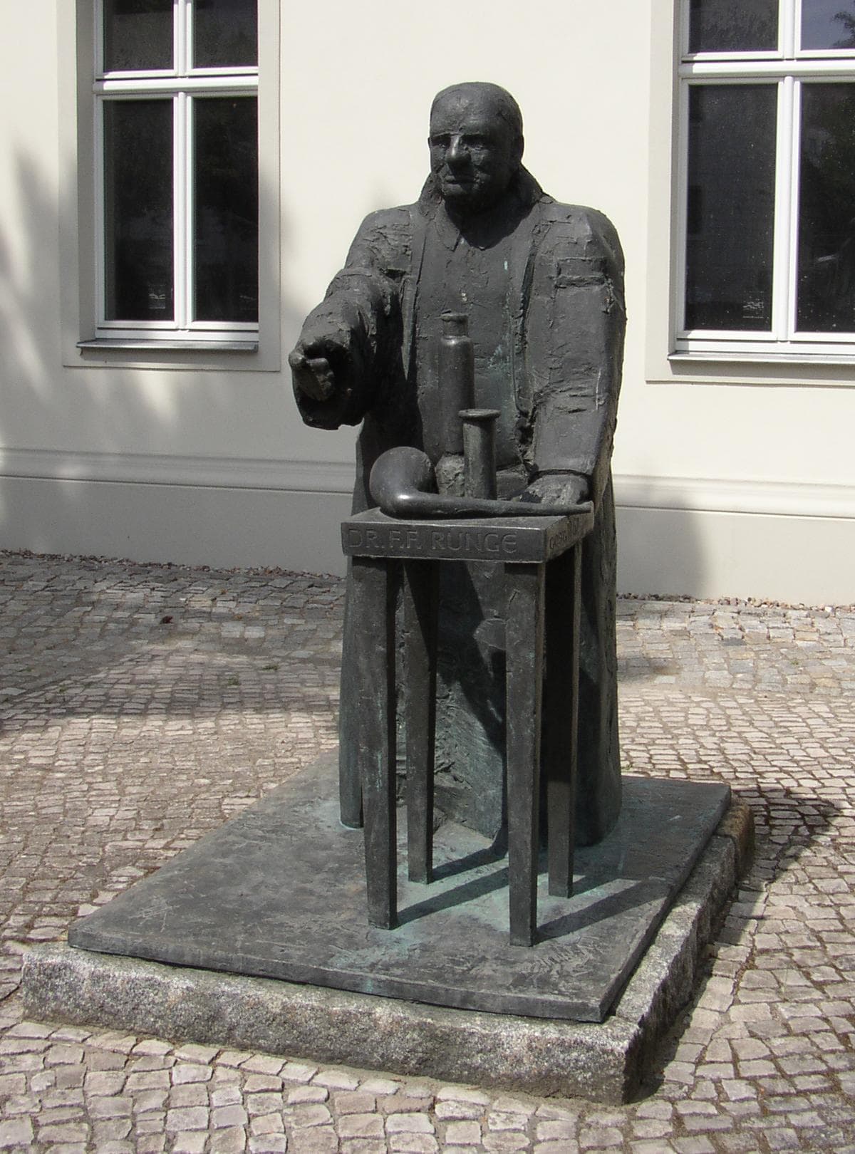 Schlosshafen Oranienburg - foto 1