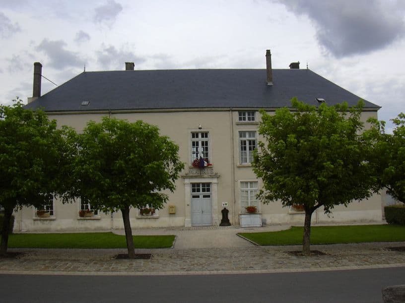 Aire de camping-cars de Colombey-les-Deux-Églises - foto 1