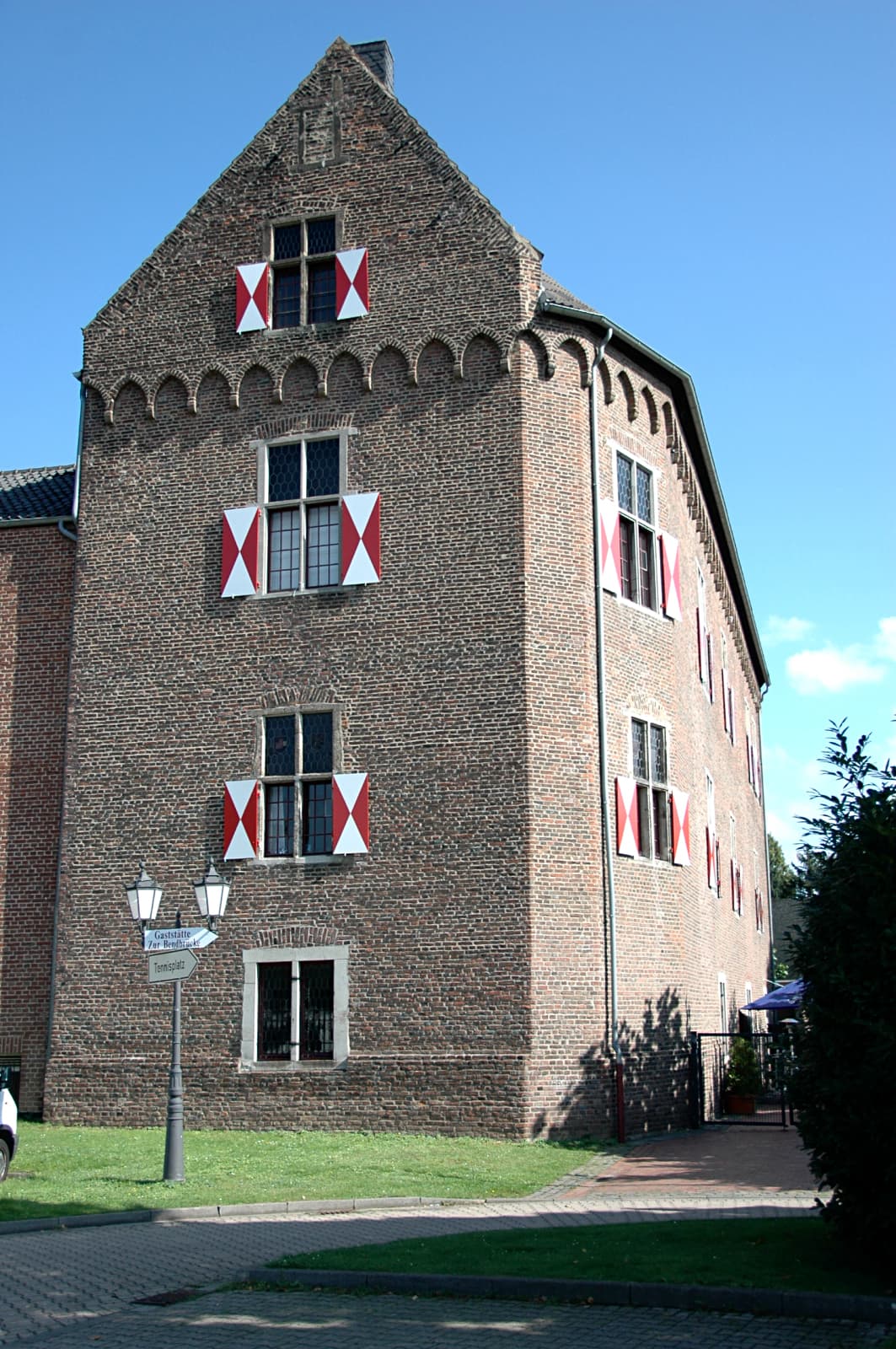 Wohnmobilstellplatz Grevenbroich - foto 1
