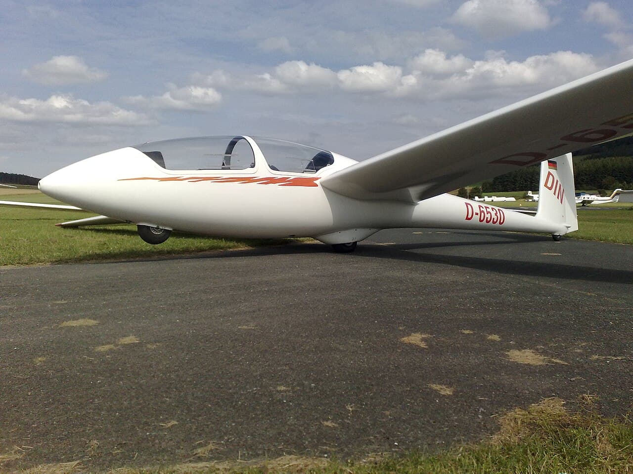 FLugplatz Brilon - foto 1