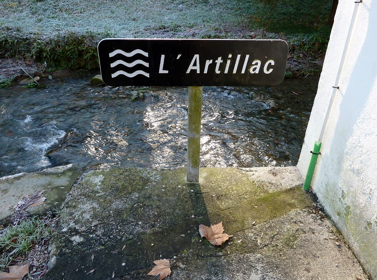 Aire d’accueil camping-cars de Castelnau-Durban - foto 1