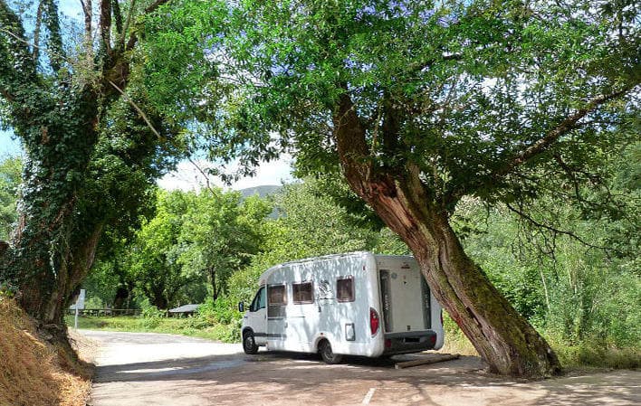 Área de Autocaravanas de San Antolín de Ibias - foto 1