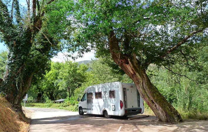 Área de Autocaravanas de San Antolín de Ibias - foto 1